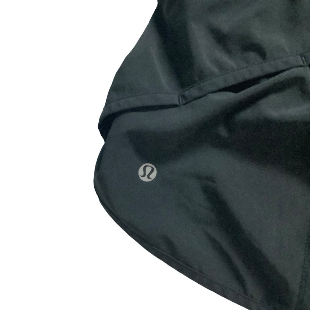 Lululemon Women’s Athletic Shorts Size 10 Black / Mint Green - Picture 4 of 8